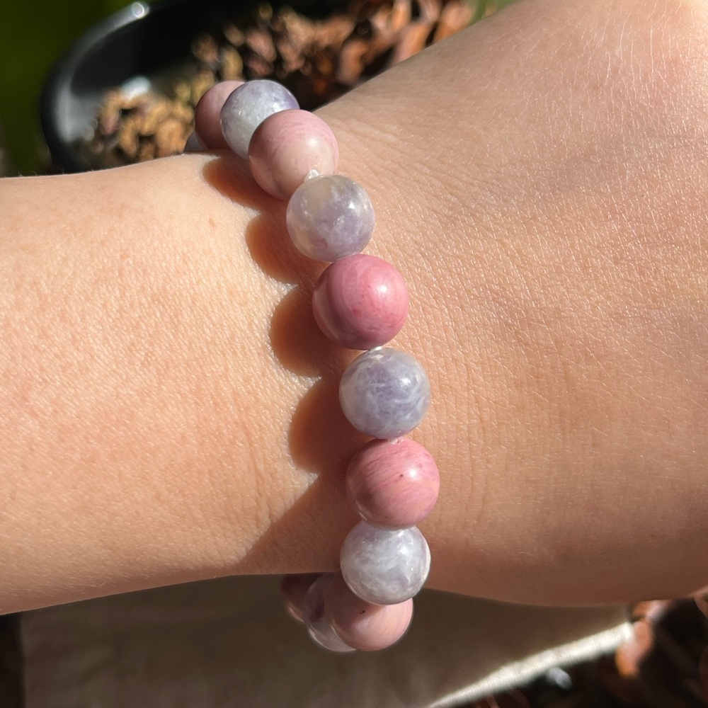 10mm‎ rhodonite purple unicorn bracelet